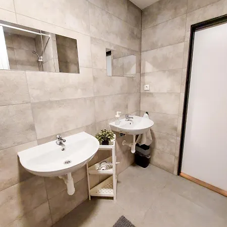 Practical Room Near The Main Station H3 民宿 *