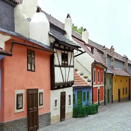 Practical Near The Main Station H3 * Prag