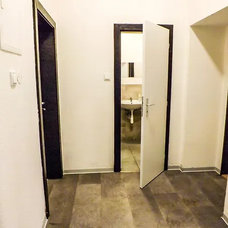 Practical Room Near The Main Station H3 Ubytování v soukromí